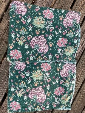 Anthropologie Floral Cotton Pillowcase Set 2 in Dark Green and Pink 20” by 26”
